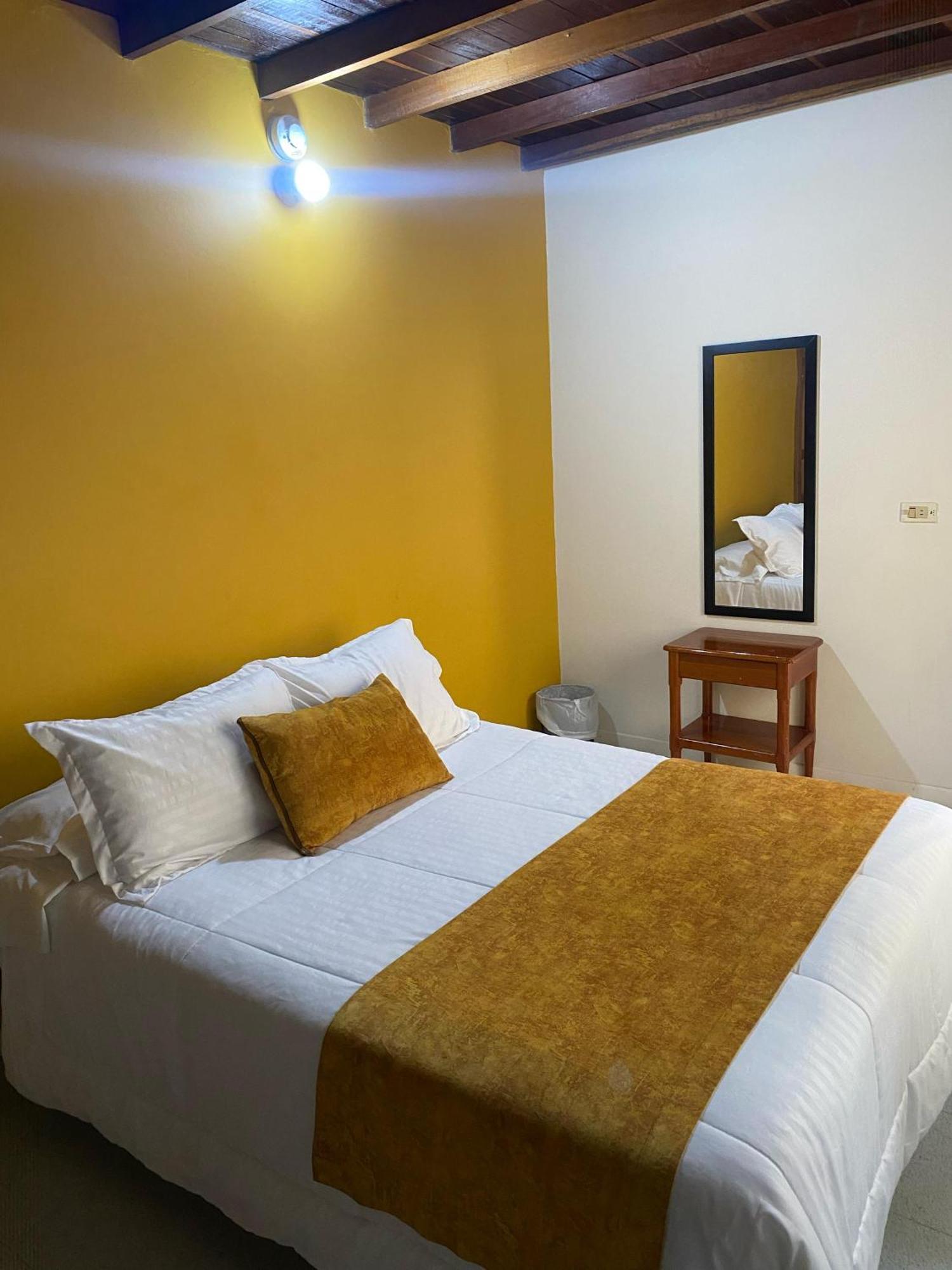 Hotel Dorado Jardin Exterior photo